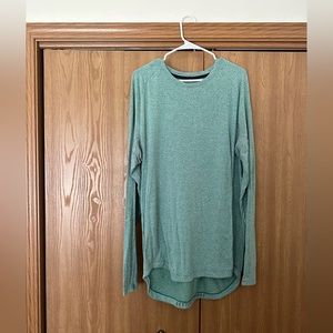 Lululemon long sleeve shirt